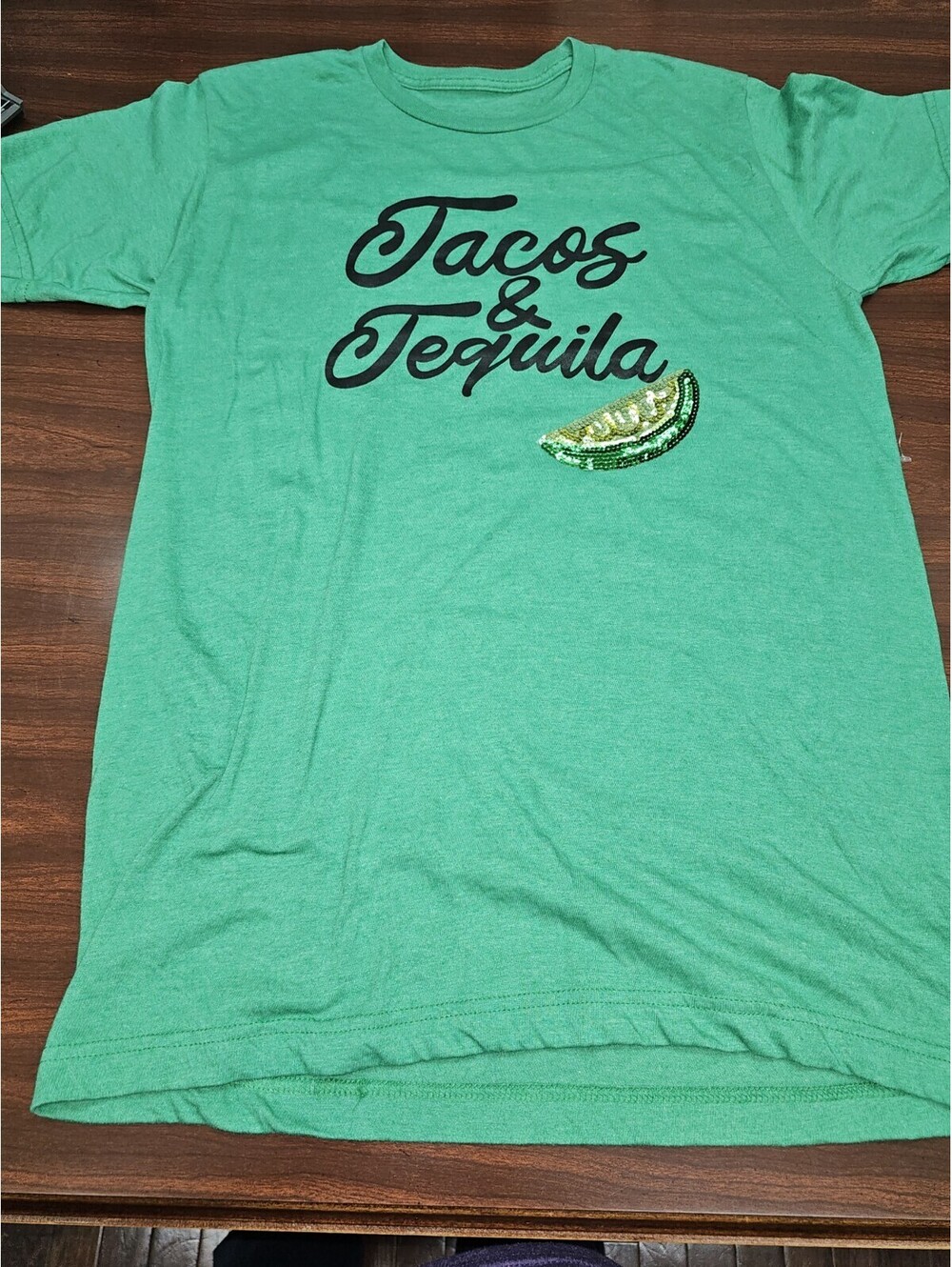 Unbranded Green Tacos & Tequila Graphic T-Shirt with Sequin Accents Size Medium